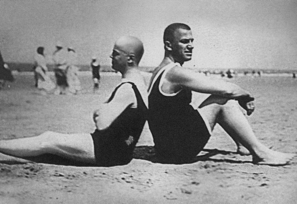 Shklovsky and Mayakovsky on the beach in Norderney, 1923